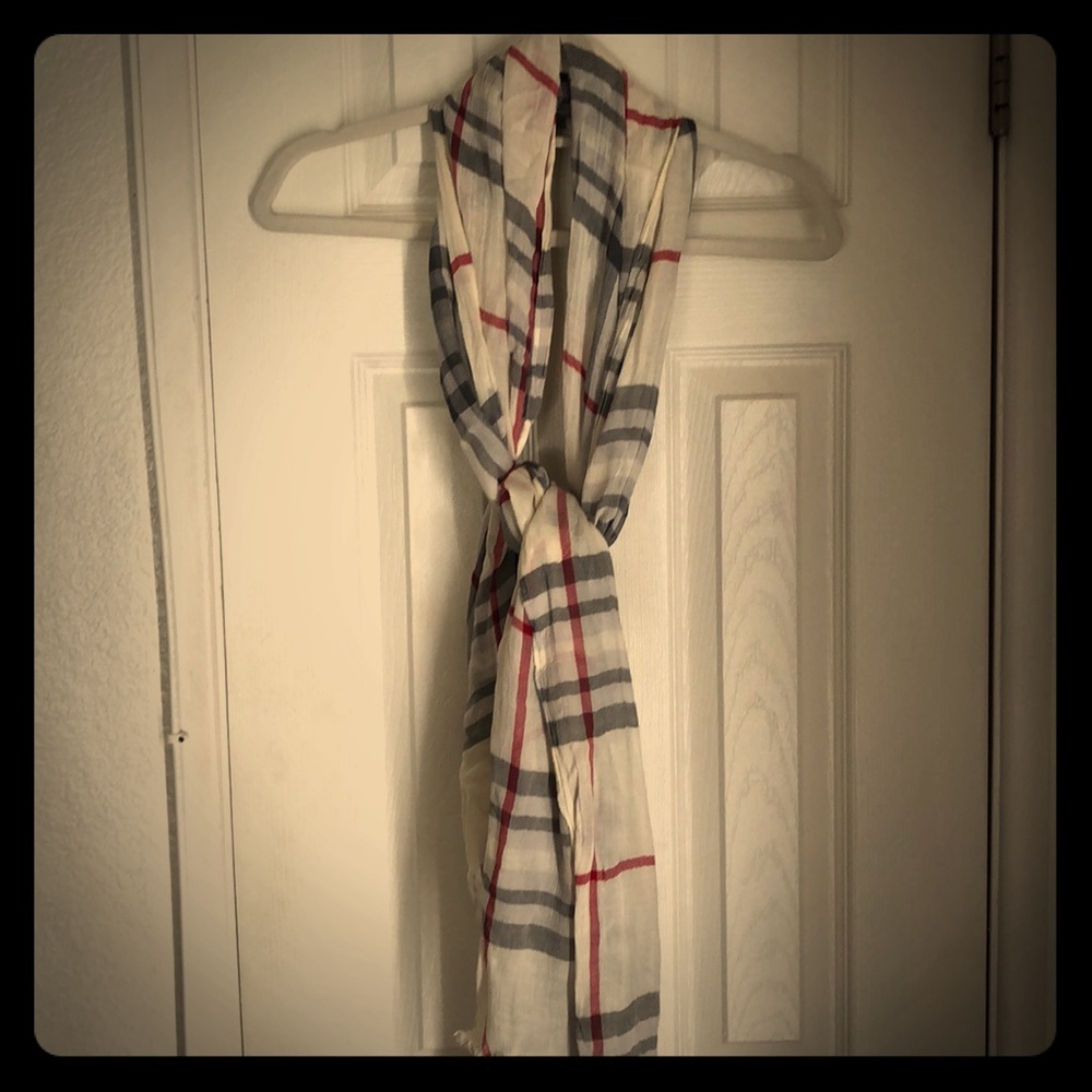 Plaid scarf ivory/red/dark gray/ soft & prettyNWT - Picture 2 of 5